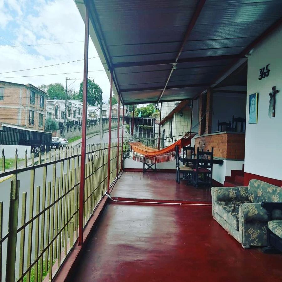 Hostal Spa Casa De Piedra Con Jacuzzi Santa Rosa de Cabal Buitenkant foto